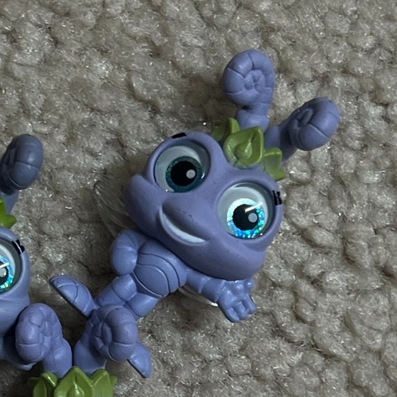 Disney Doorables Series 9: Princess Atta (RARE) from A Bug's Life - Picture 1 of 2